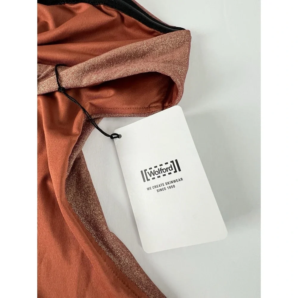 Wolford elevate your